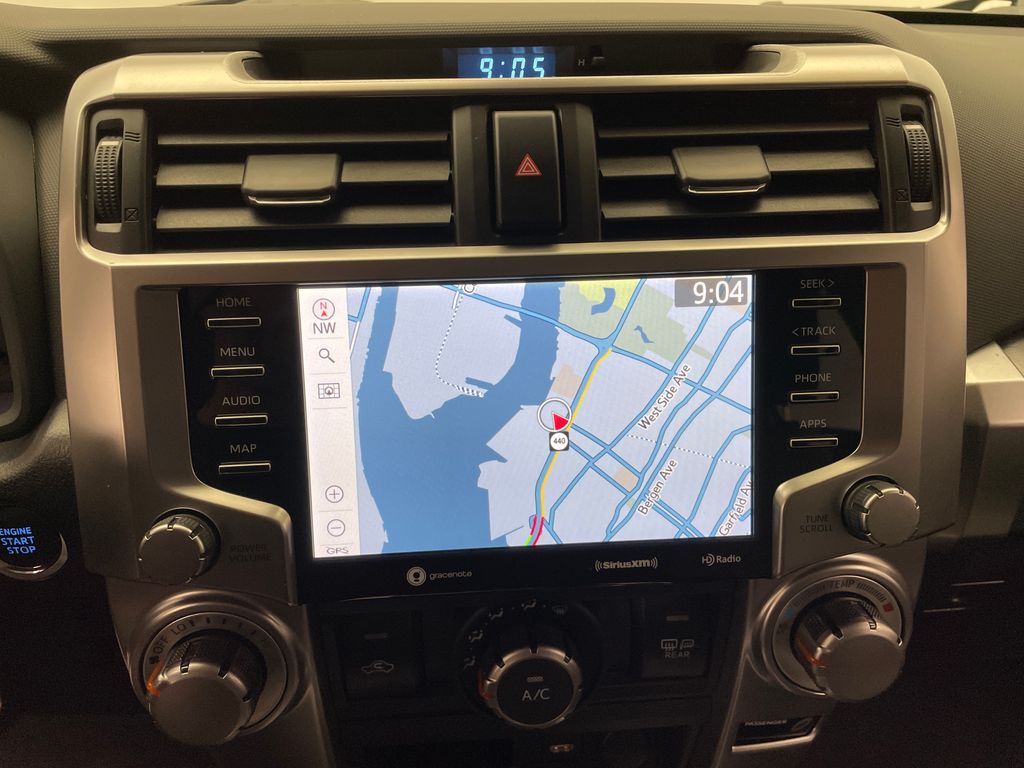 2023 Toyota 4Runner SR5 25