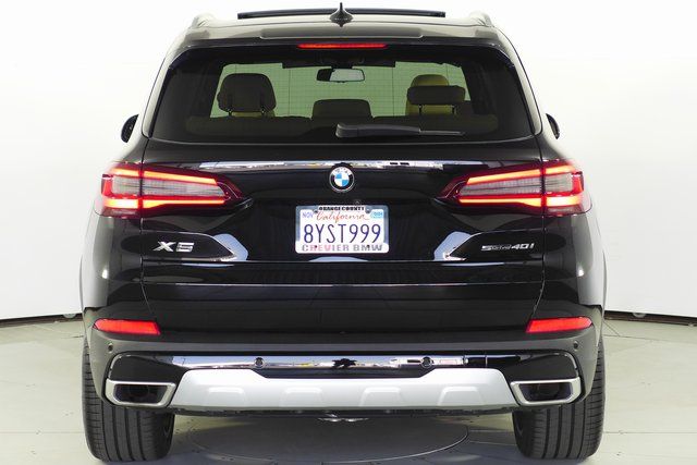 2022 BMW X5 sDrive40i 8