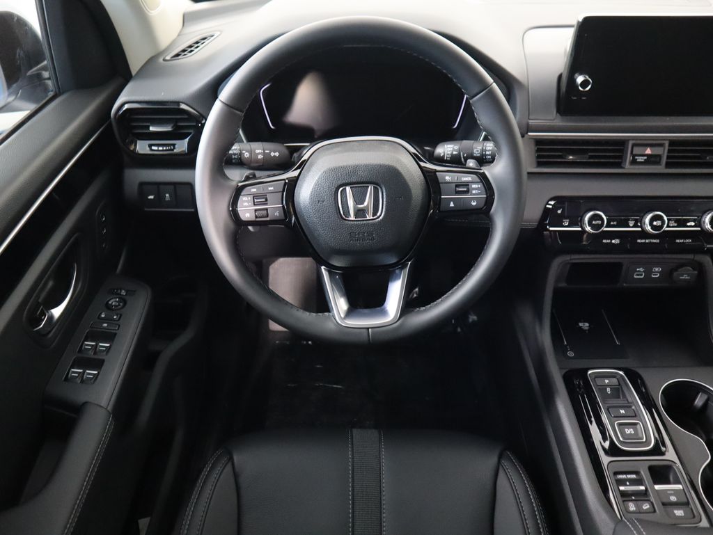 Thumbnail: 2025 Honda Pilot - 10