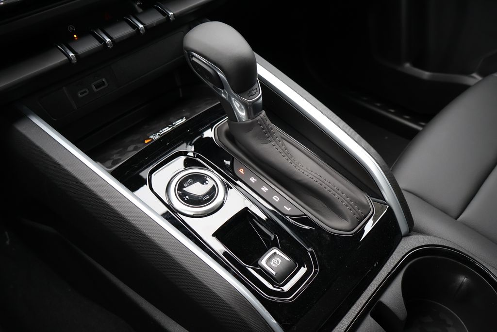 2025 Chevrolet Colorado LT 31