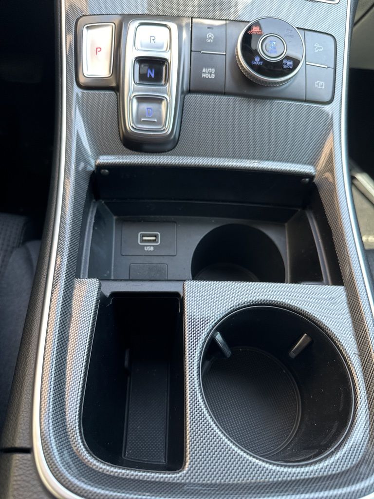 2022 Hyundai Santa Fe SE 12