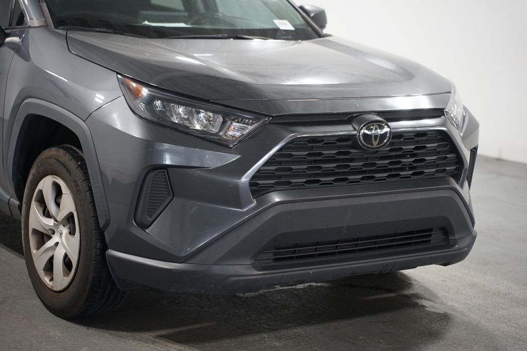 Thumbnail: 2020 Toyota RAV4 - 4