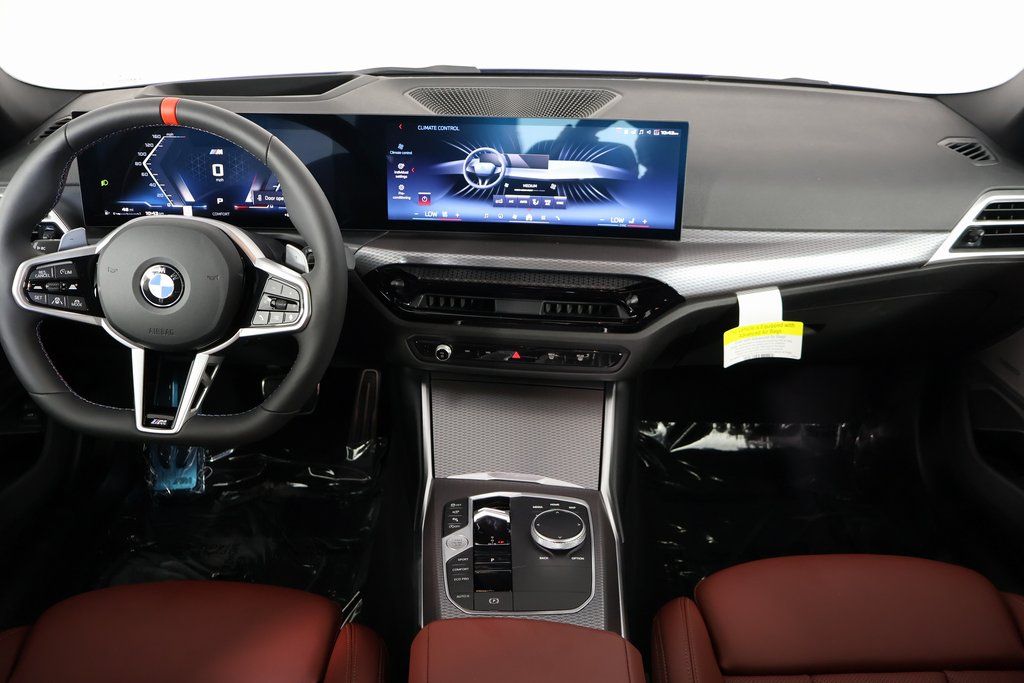 Thumbnail: 2025 BMW 3 Series - 4