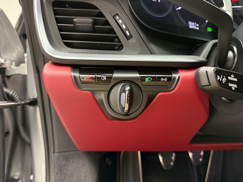 Thumbnail: 2021 Porsche 911 - 23