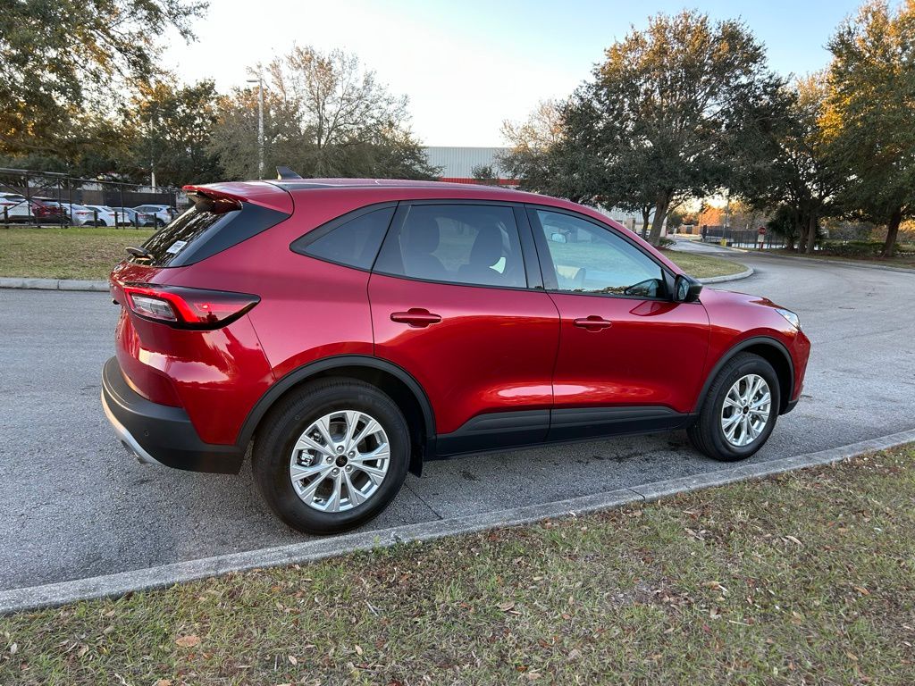 Thumbnail: 2025 Ford Escape - 5