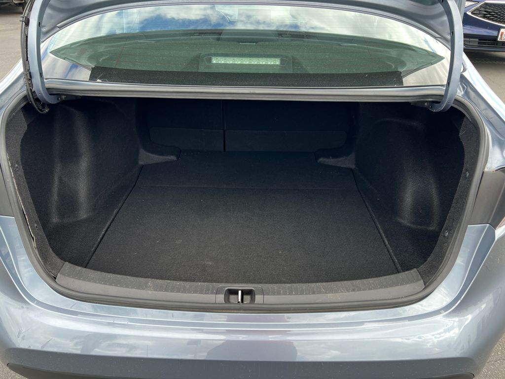 Thumbnail: 2022 Toyota Corolla - 29