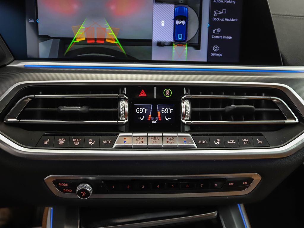 Thumbnail: 2022 BMW X5 - 19