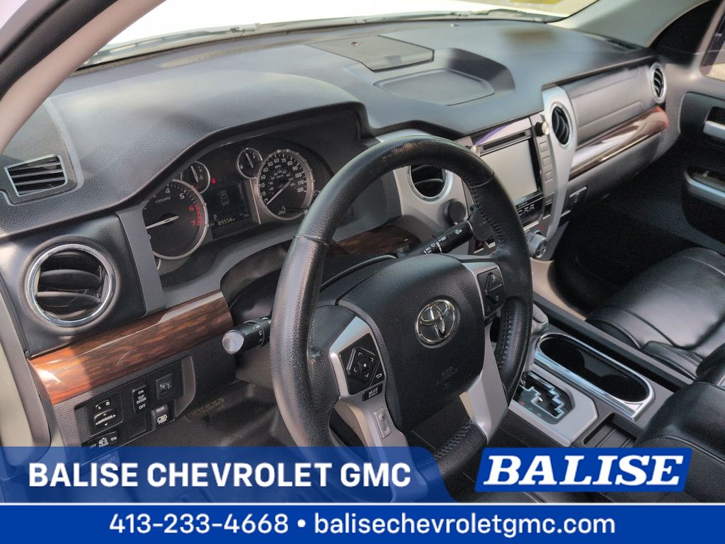 Super White 2015 Toyota Tundra Pickup Truck Four-Wheel Drive 6-Speed Automatic Overdrive