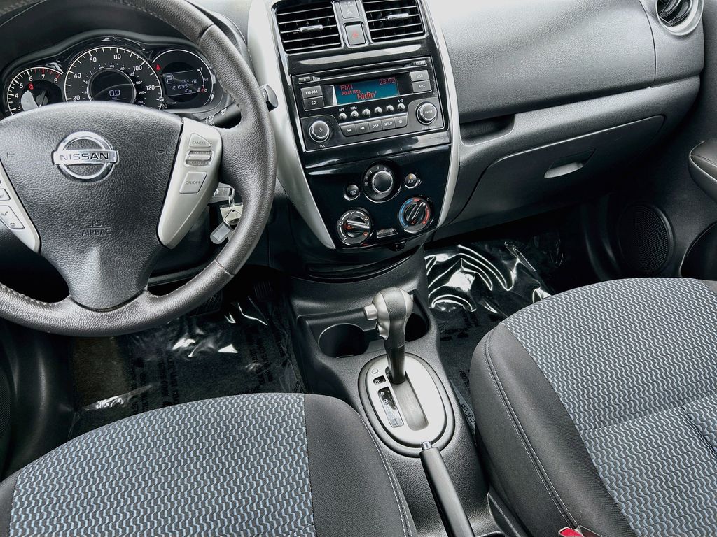 Thumbnail: 2015 Nissan Versa Note - 20
