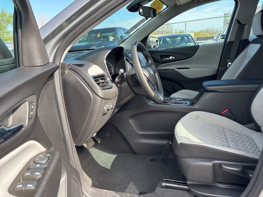 Used 2024 Gray Chevrolet LS image 28