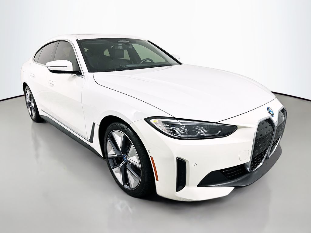 Thumbnail: 2023 BMW i4 - 3