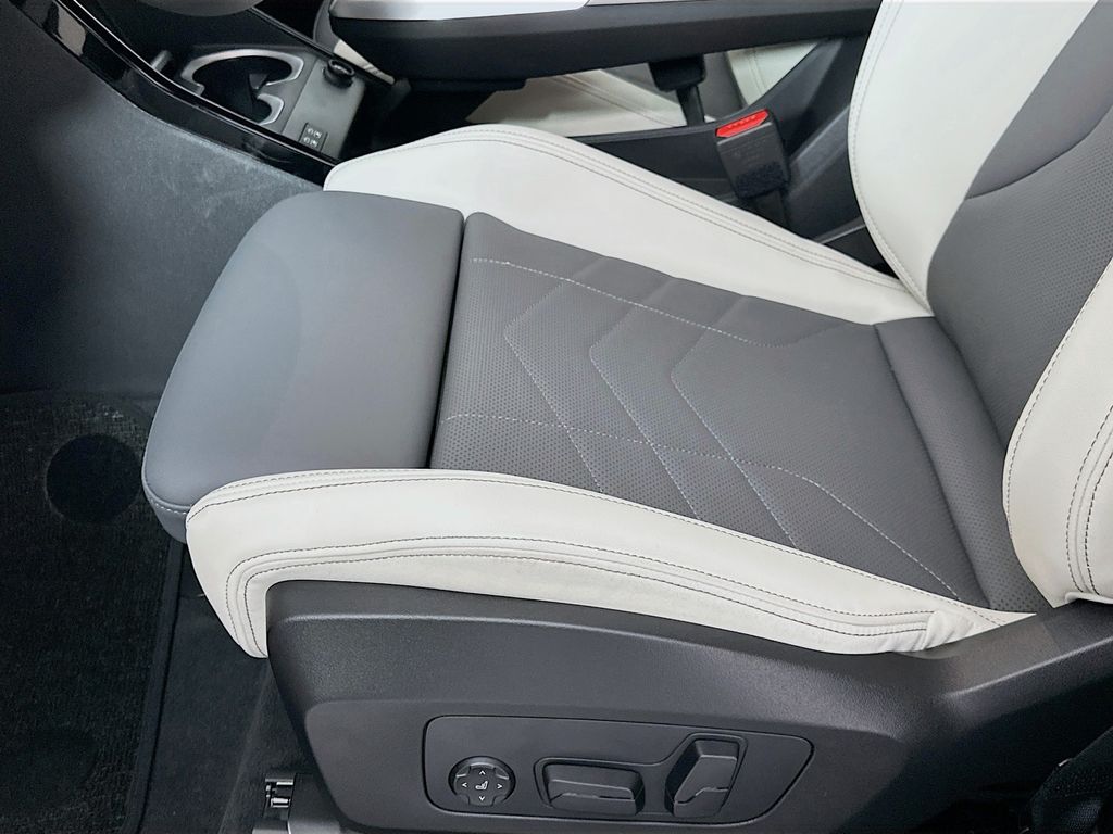 Thumbnail: 2026 BMW X1 - 21