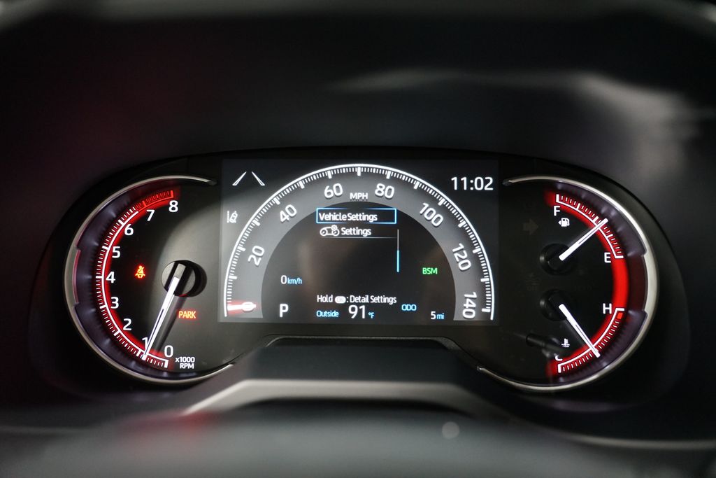 2025 Toyota RAV4 XLE Premium 15