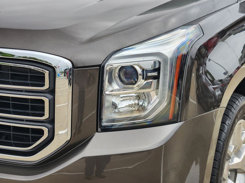 2019 GMC Yukon SLT Gray at Baytown Hyundai