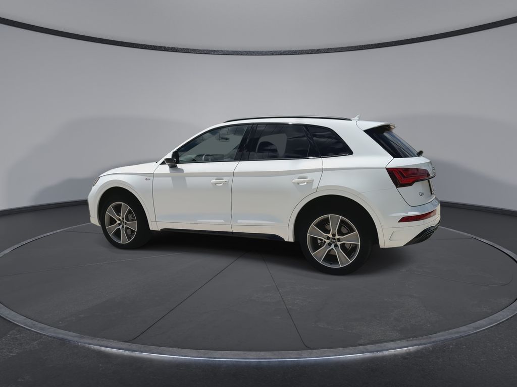 Thumbnail: 2025 Audi Q5 - 6