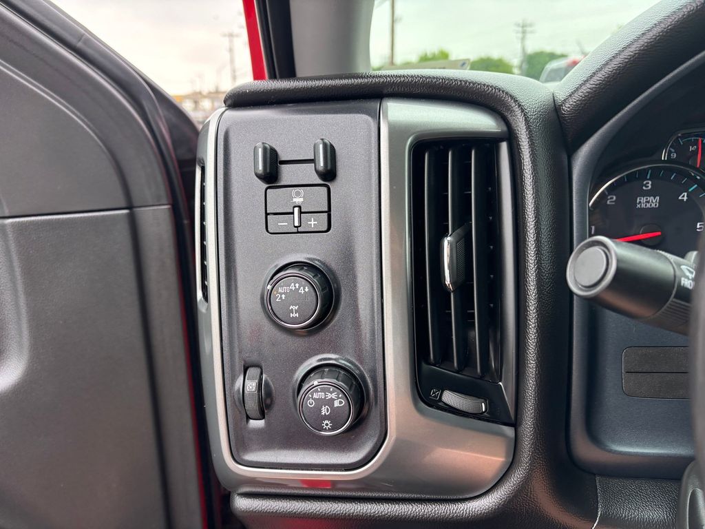 Used Car 2018 Chevrolet Silverado 1500  Lt For Sale Under $30,000 In Austin, Texas