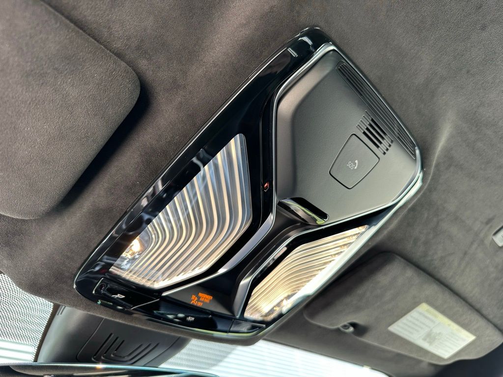 Thumbnail: 2023 BMW M8 - 32