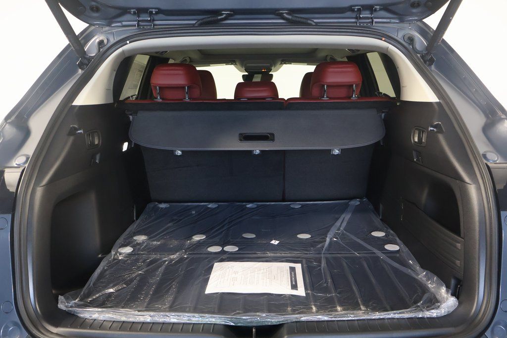 Thumbnail: 2025 Mazda CX-50 - 8