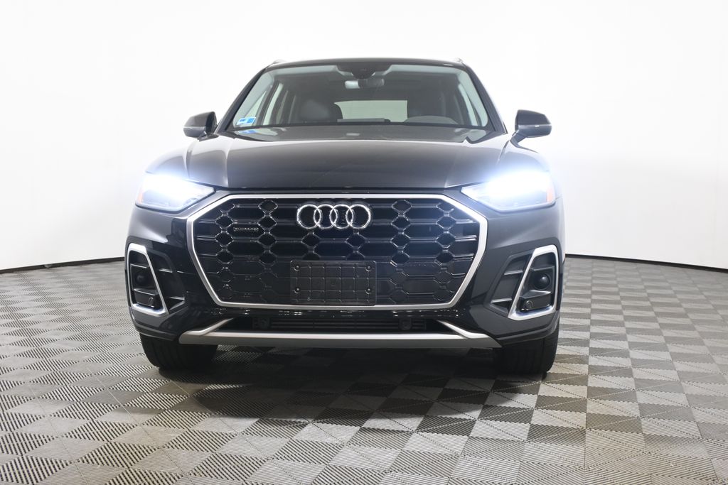 Thumbnail: 2023 Audi Q5 - 10