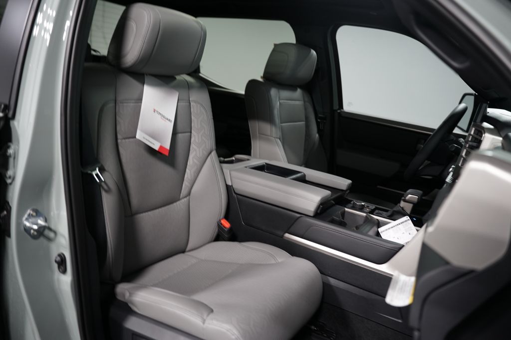 2025 Toyota Tundra Limited 29
