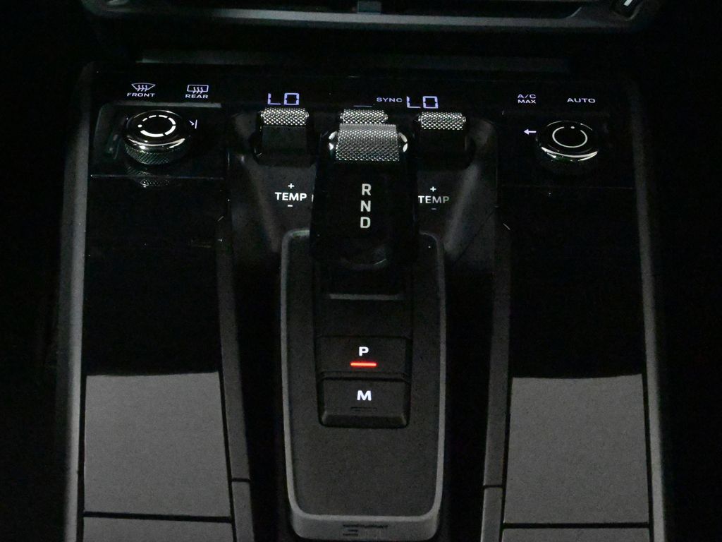 2020 Porsche 911 Carrera S 27
