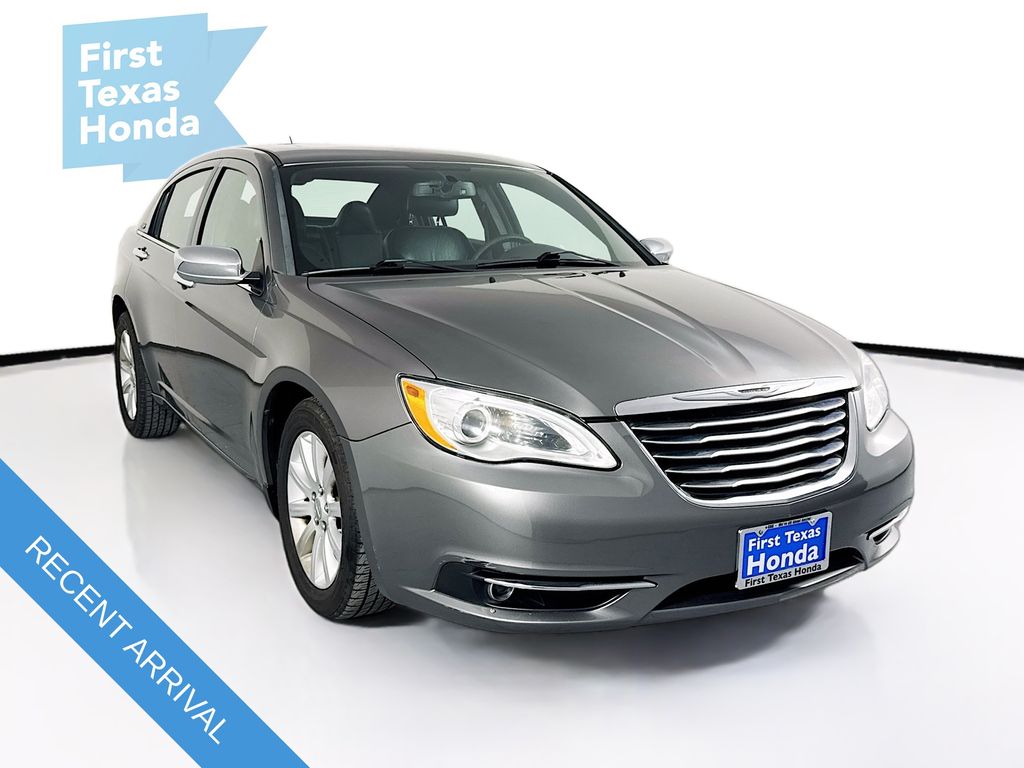 Used Car 2013 Chrysler 200  Limited For Sale Under $10,000 In Austin, Texas