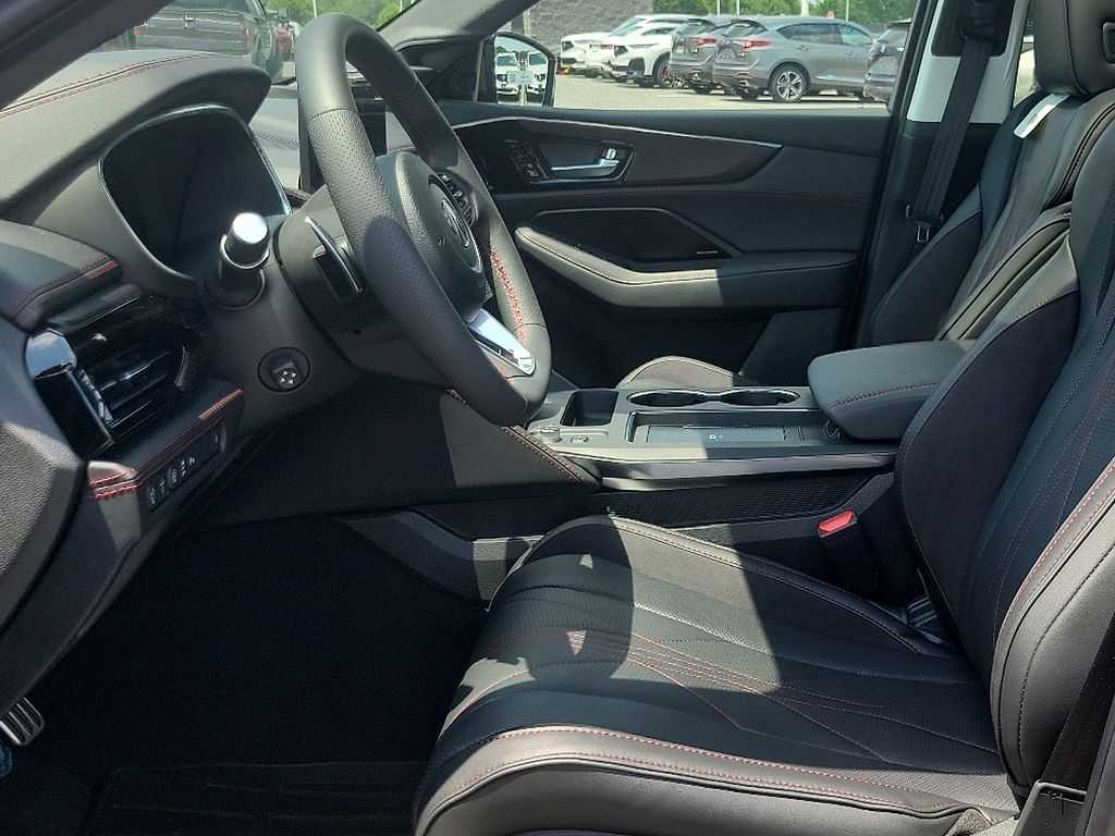 Thumbnail: 2025 Acura MDX - 8