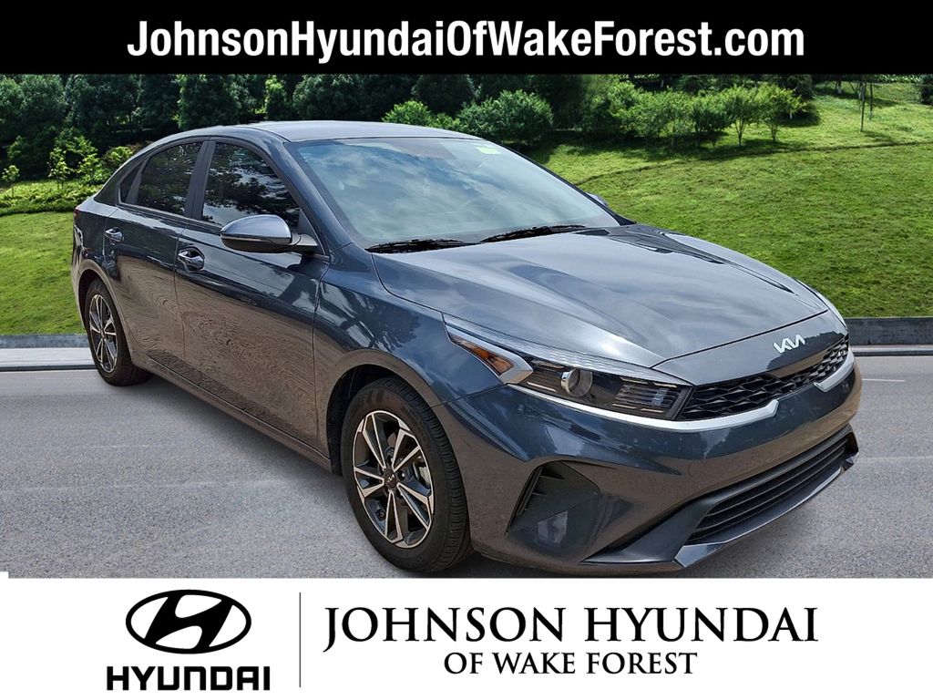 2024 Kia Forte LXS FWD