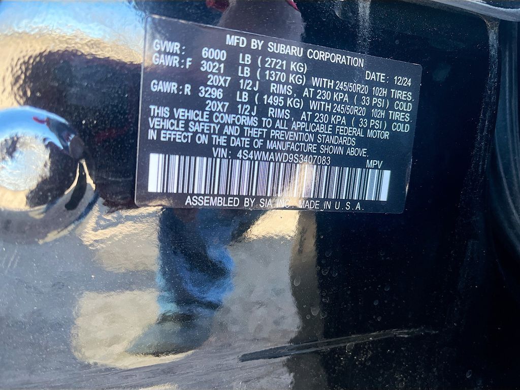 Used 2025 Black Subaru Onyx Edition Touring image 35