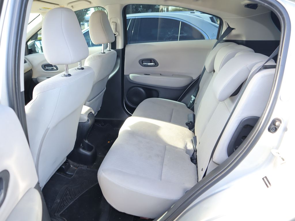 Thumbnail: 2016 Honda HR-V - 10