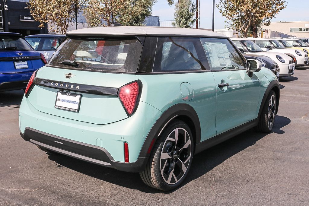 2025 MINI Cooper  9