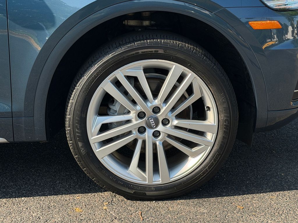 Thumbnail: 2018 Audi Q5 - 7