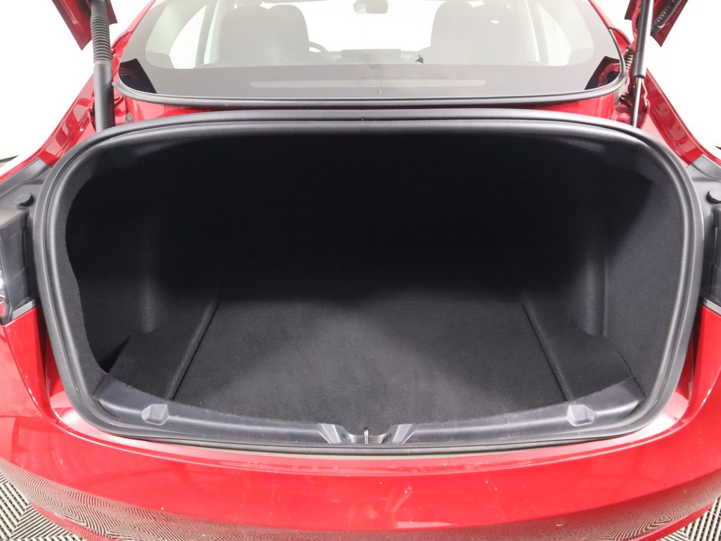 Thumbnail: 2021 Tesla Model 3 - 28