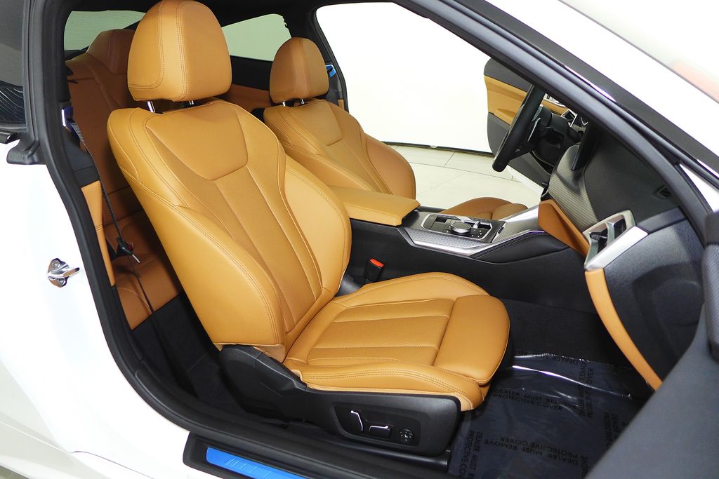 Thumbnail: 2026 BMW 4 Series - 20