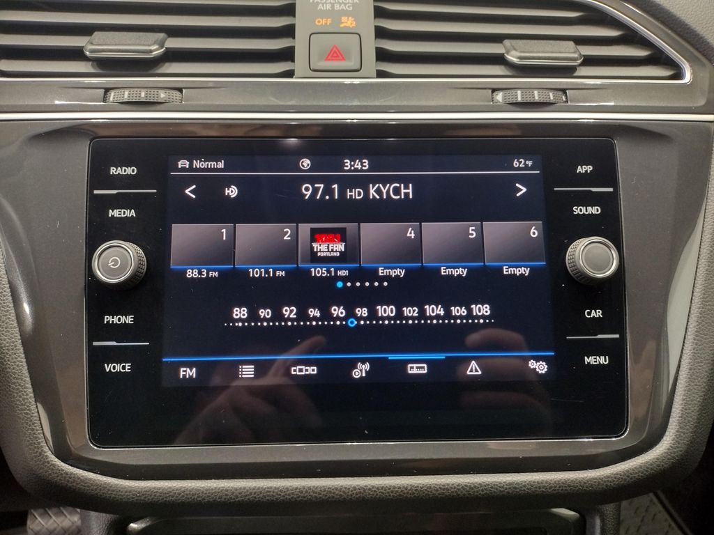 2024 Volkswagen Tiguan 2.0T SE