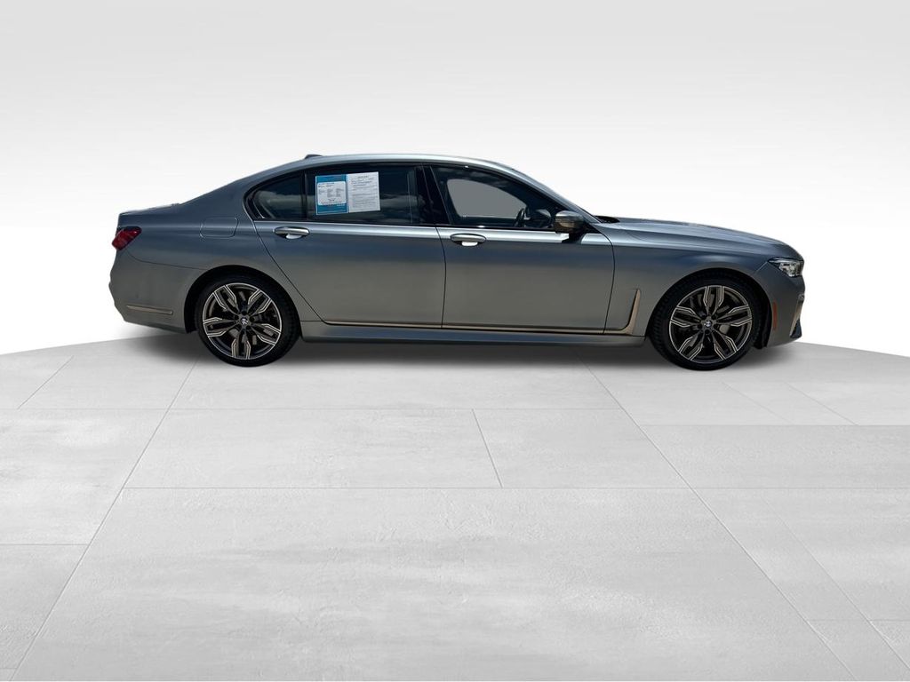 2022 Frozen Bluestone Metallic BMW 7 Series M760i AWD Sedan