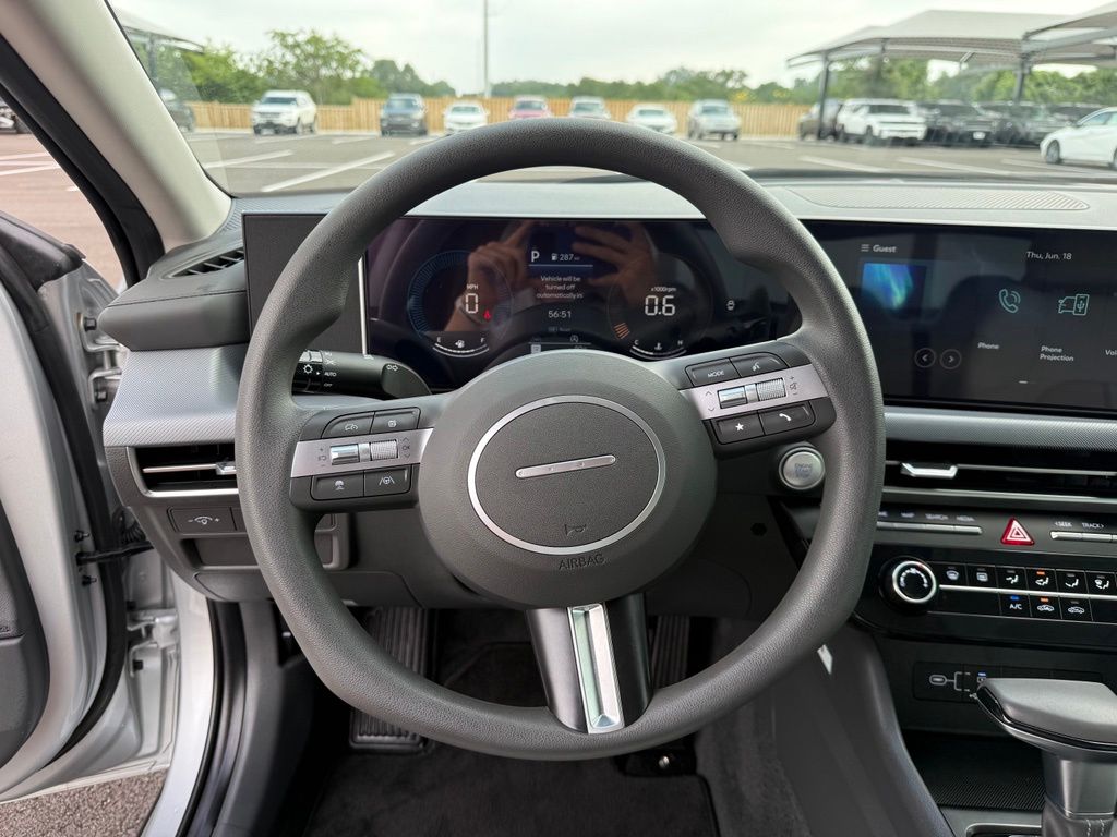 Thumbnail: 2025 Hyundai Sonata - 16