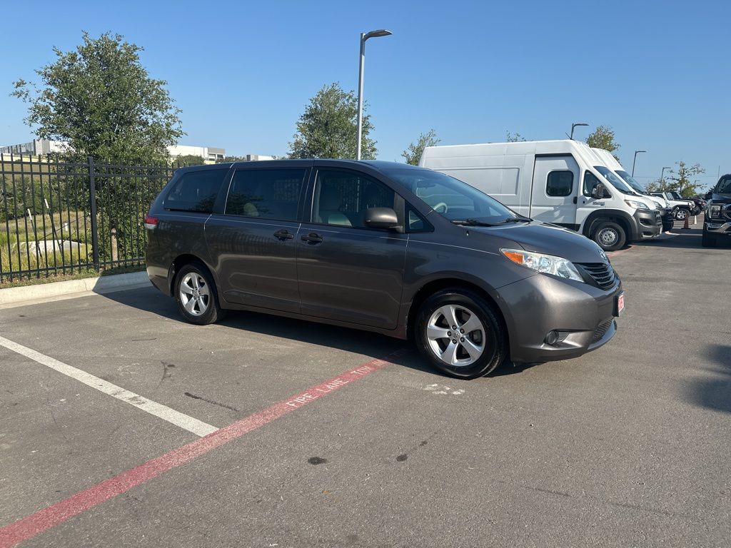 2012 Toyota Sienna  Le In Austin, Texas