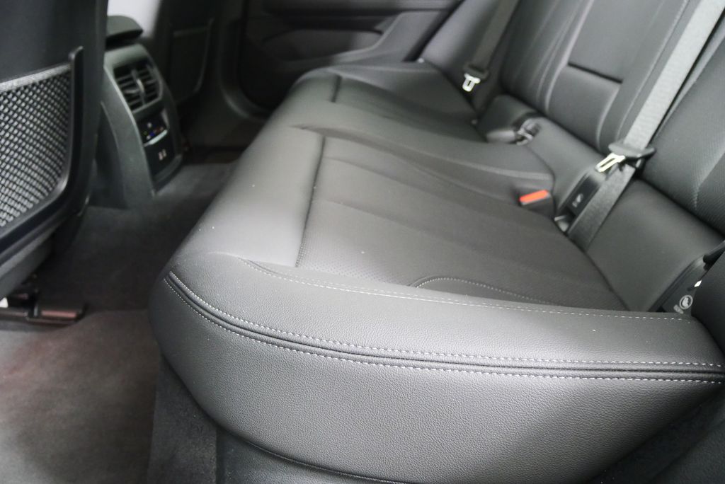 2023 BMW i4 eDrive40 14
