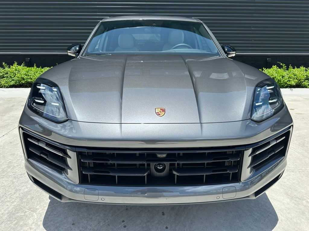 Thumbnail: 2025 Porsche Cayenne - 7