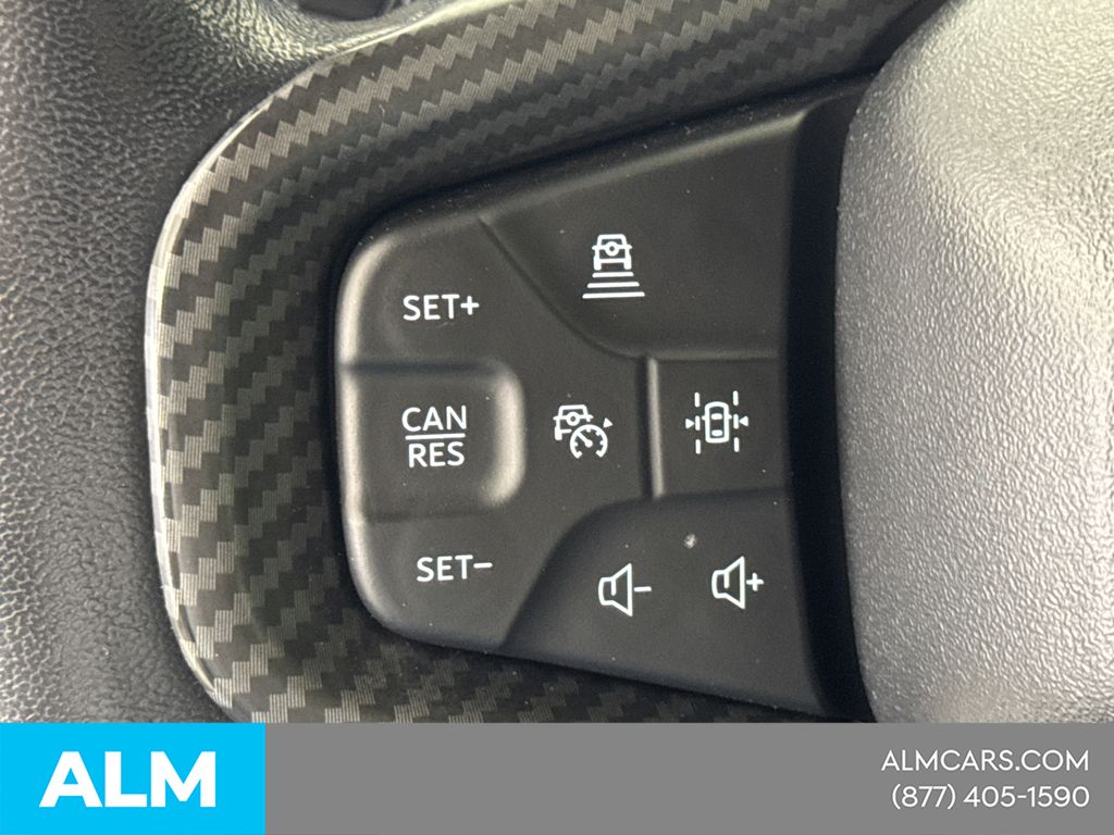 Used 2022 White Ford Wildtrak image 28