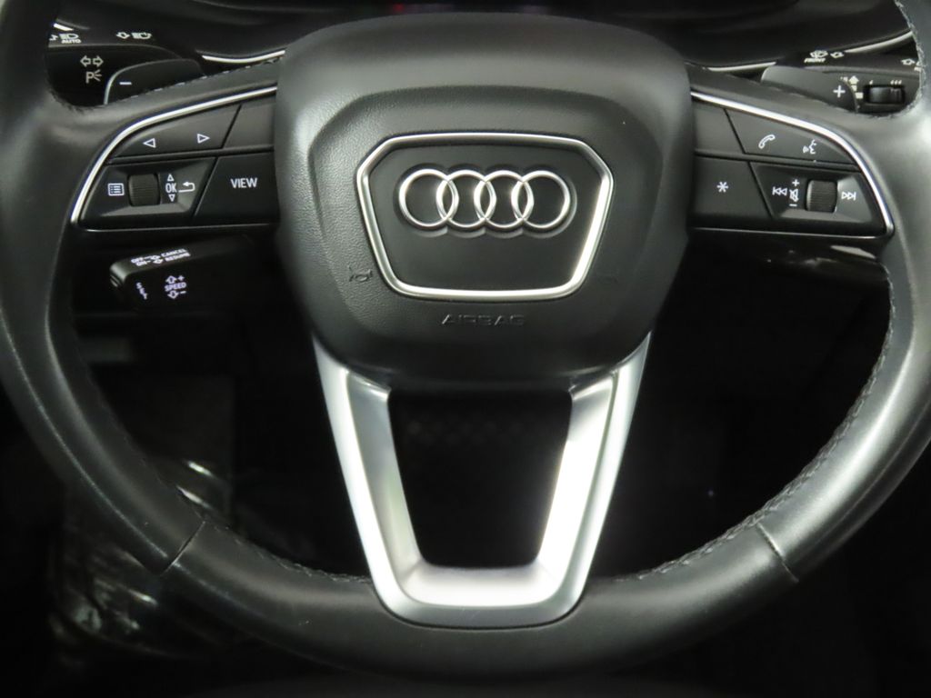 Thumbnail: 2022 Audi Q7 - 15