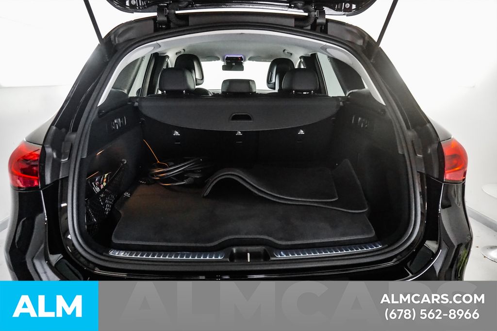 Used 2026 Black Mercedes-Benz GLC 350e image 21
