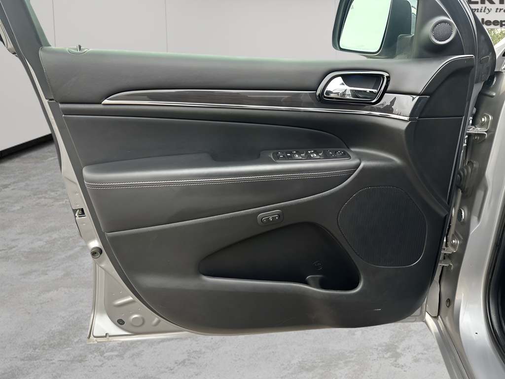 Used Car 2019 Jeep Grand Cherokee  Overland For Sale Under $20,000 In Austin, Texas