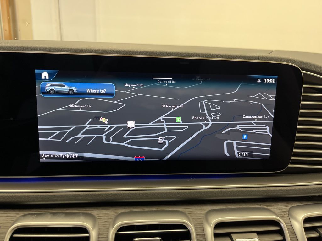 Thumbnail: 2026 Mercedes-Benz GLS - 17