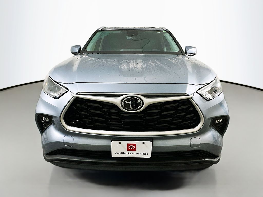 2023 Toyota Highlander XLE 2