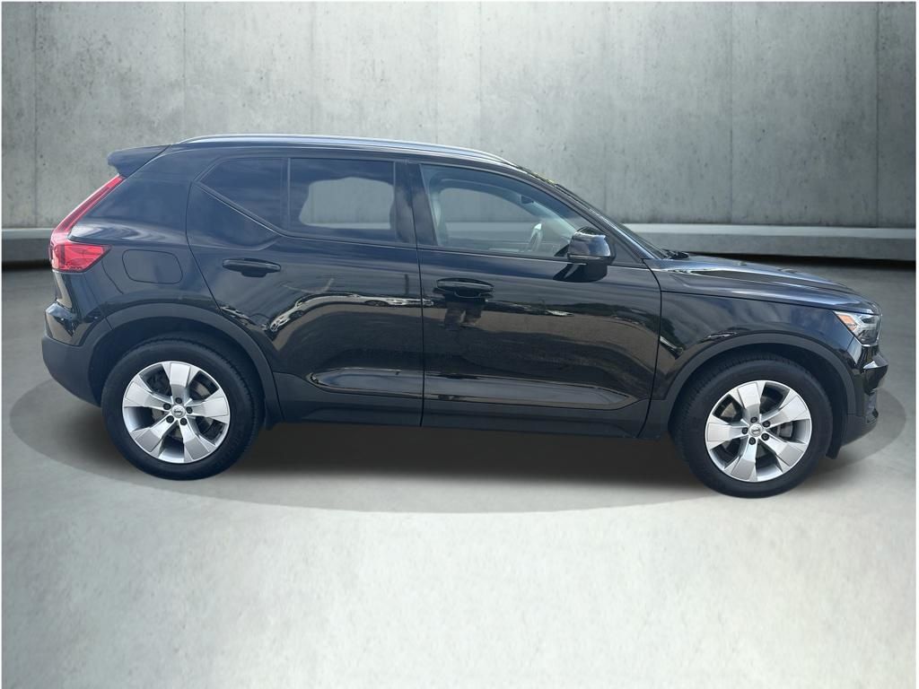 Used 2019 Volvo XC40 SUV