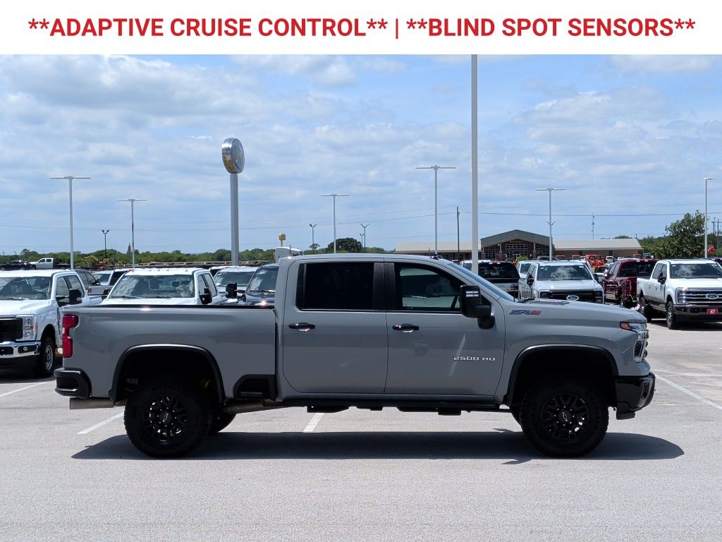 2024 Chevrolet Silverado 2500HD ZR2 - 9