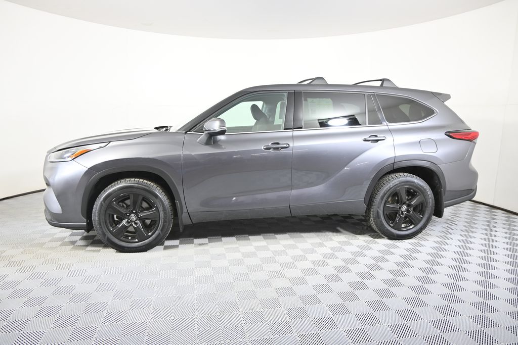 Used 2021 Toyota Highlander L with VIN 5TDCZRBH9MS131117 for sale in Forest Lake, Minnesota