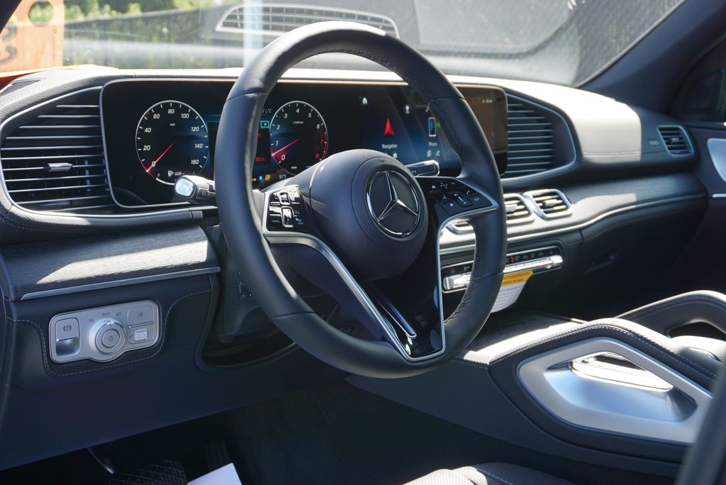 Thumbnail: 2026 Mercedes-Benz GLE - 27